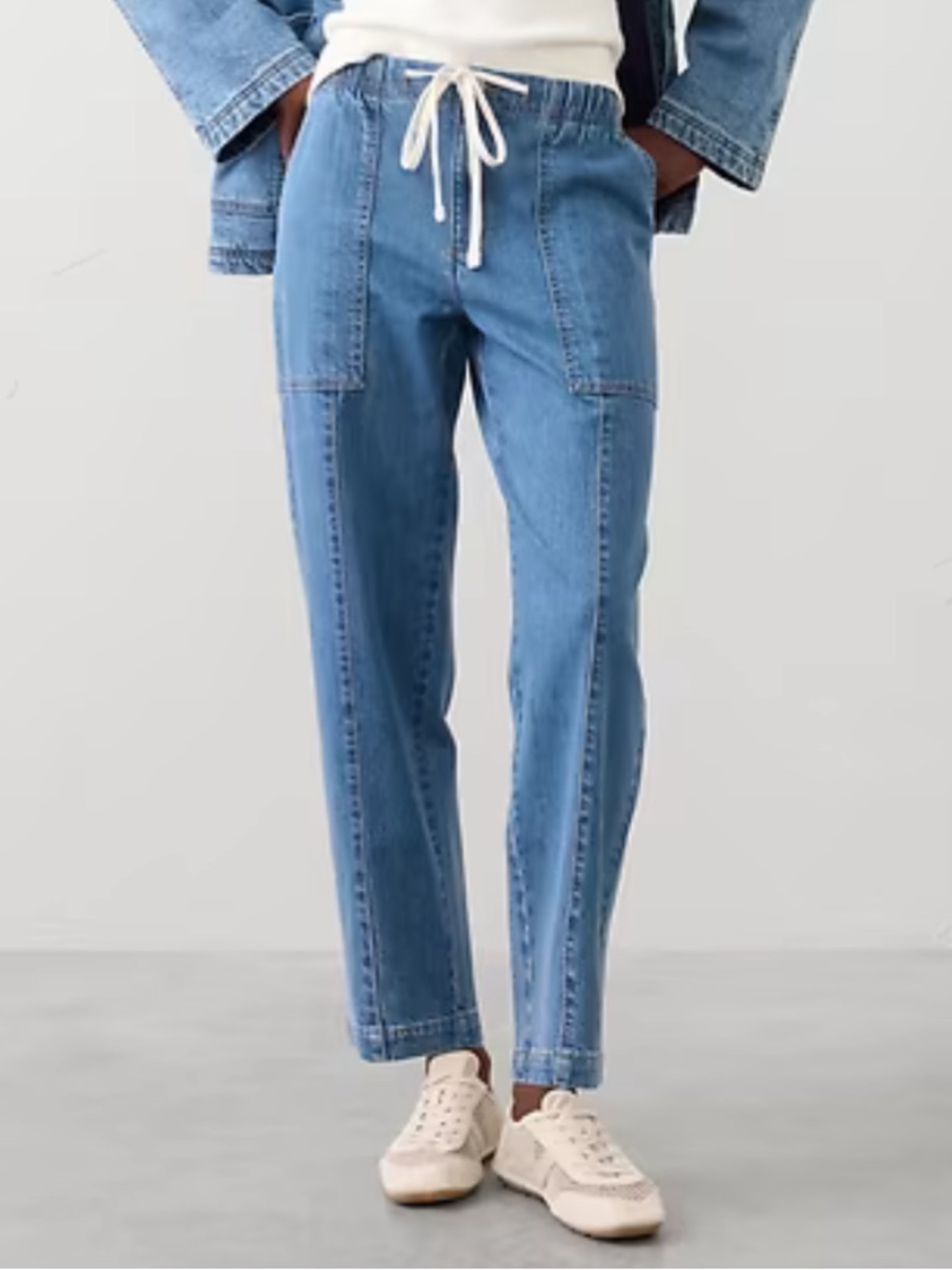 Banana Republic Mid-Rise Tapered Ankle Drawstring Medium Wash Jean Small Petite